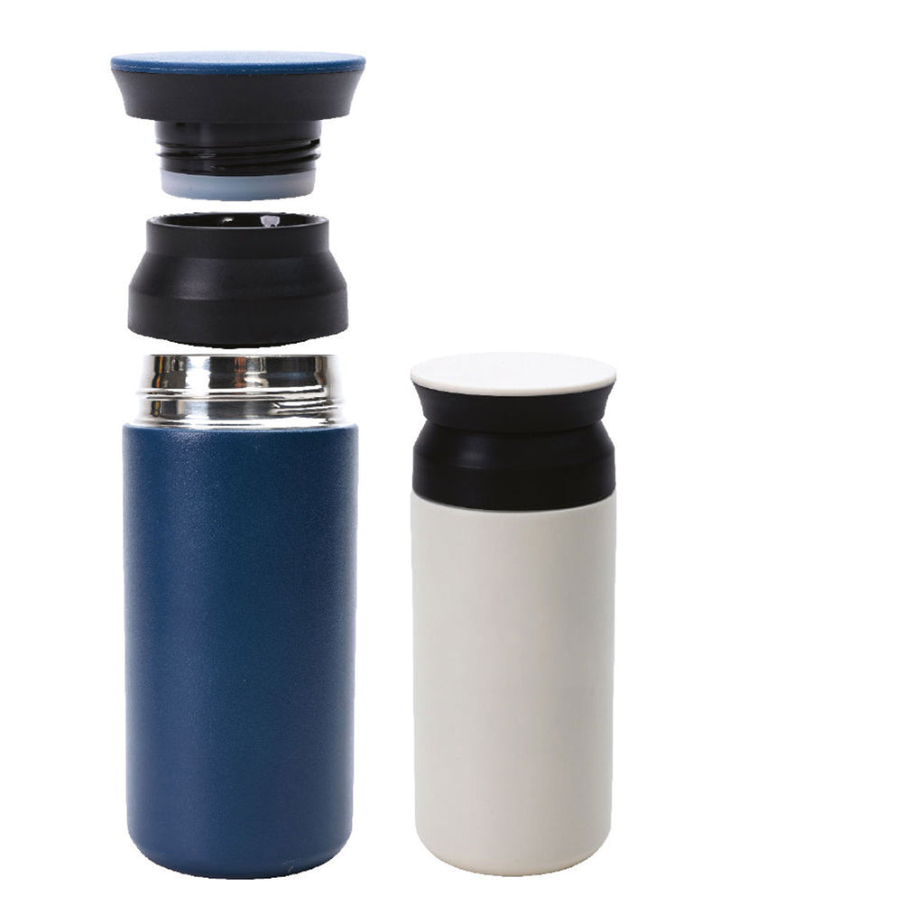 Edelstahl Doppelwandbecher 350ml Gwen in Blau mit zerlegtem Deckel und weiße neutrale Variante