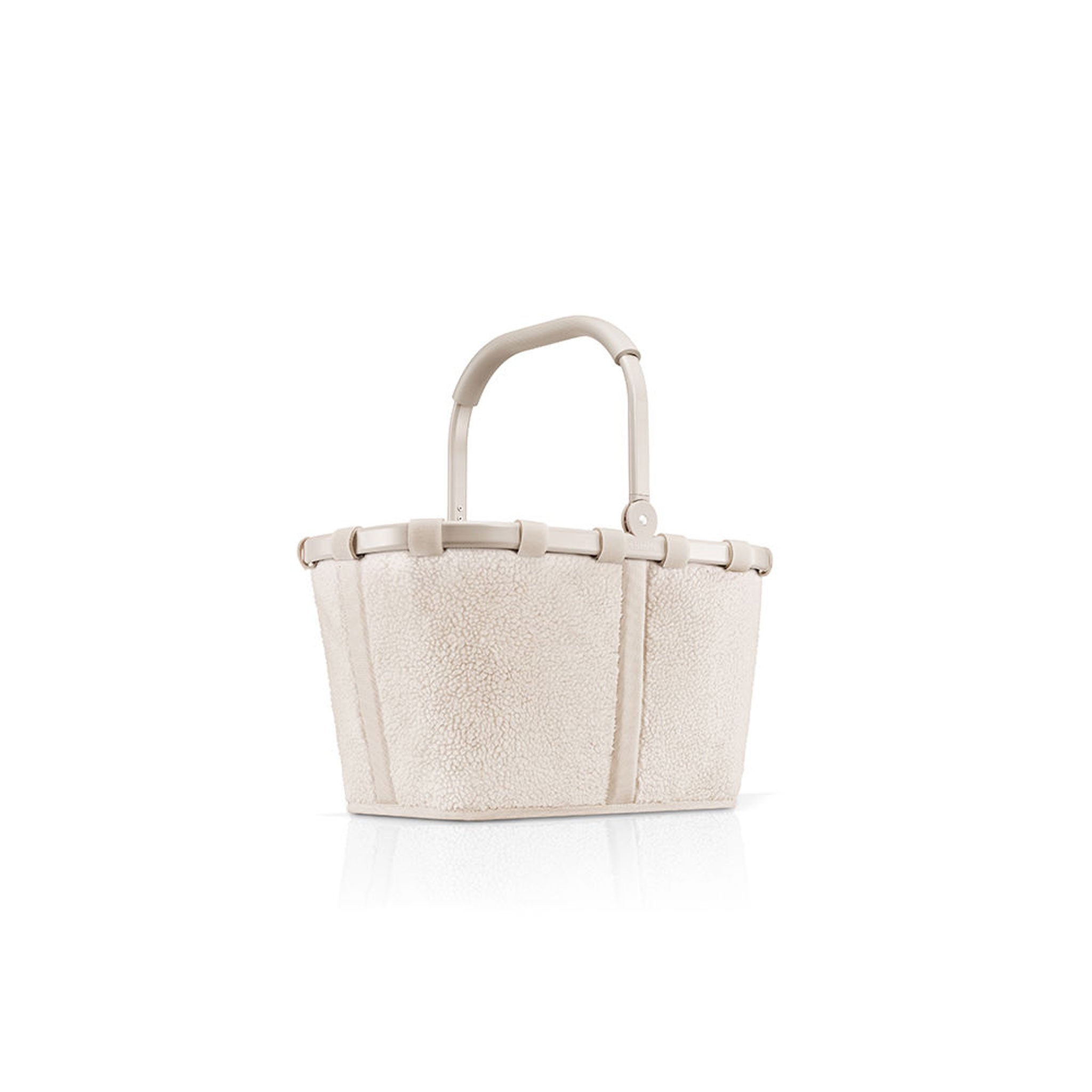 Reisenthel Mini Me Carrybag Teddy Sand in Frontansicht mit aufgeklapptem Griff